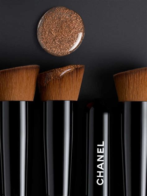 pinceau fond de teint chanel|Pinceaux de Maquillage et Teint CHANEL .